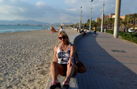 milf al aire libre adulto de alta calidad fotos