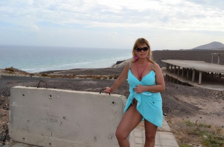 gonna da Giovane xxx bellissimo fotografie