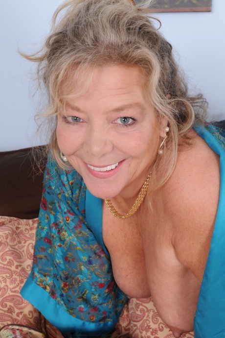 Karen Summer star perfect photo