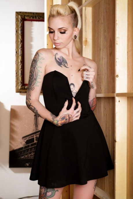 Sierra Cure pornstar nice img