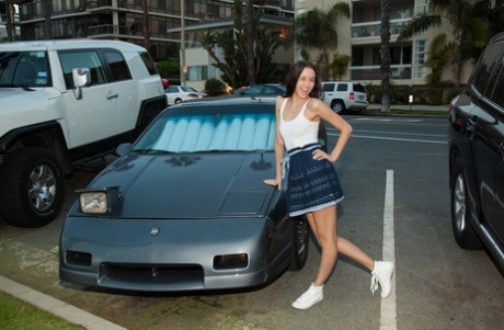 Belle Knox model naked picture