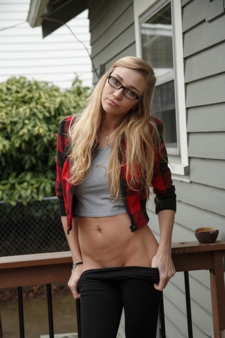 Kendra Sunderland star pretty picture