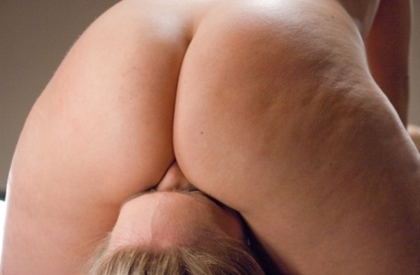 latina facesitting perfect archive