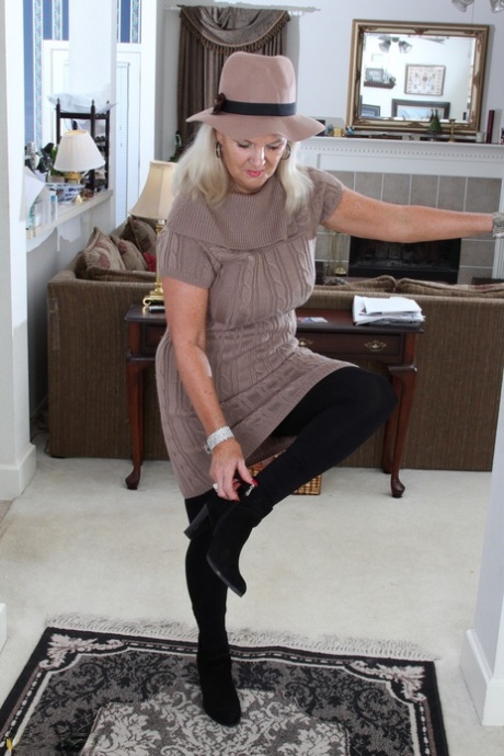 granny undressing sexy nude images