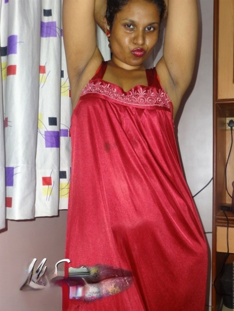 Lily Singh beautiful pornstar pictures