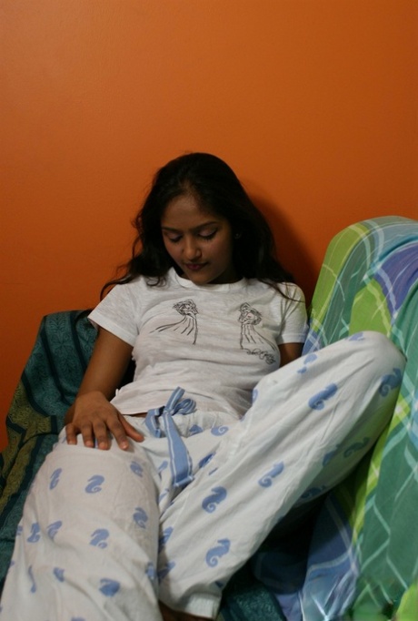 indian teen beautiful naked pic