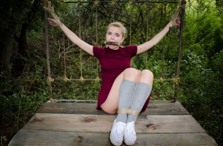 outdoor bdsm sexy nude archive