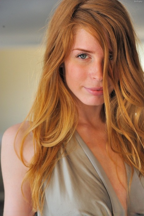 Bethanie Skye naked actress photos
