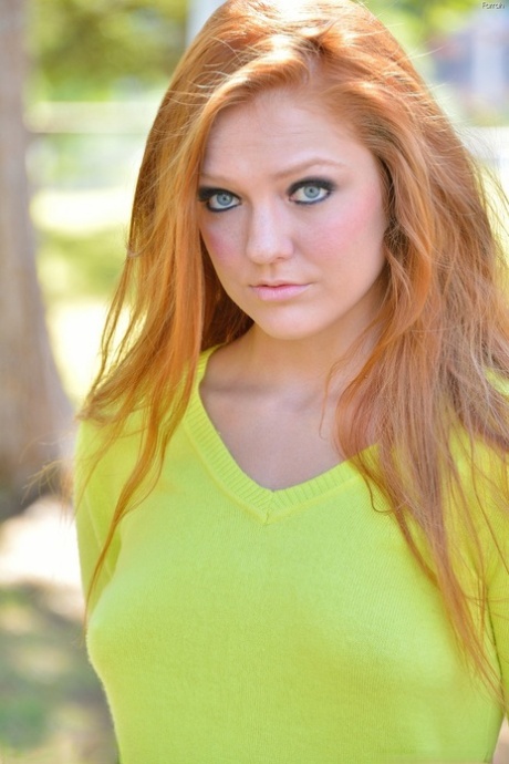Farrah Flower pornographic star galleries