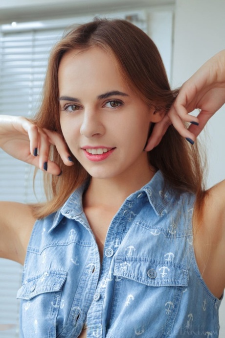 transsexuální sperma v doupěti docela dokonalé archiv