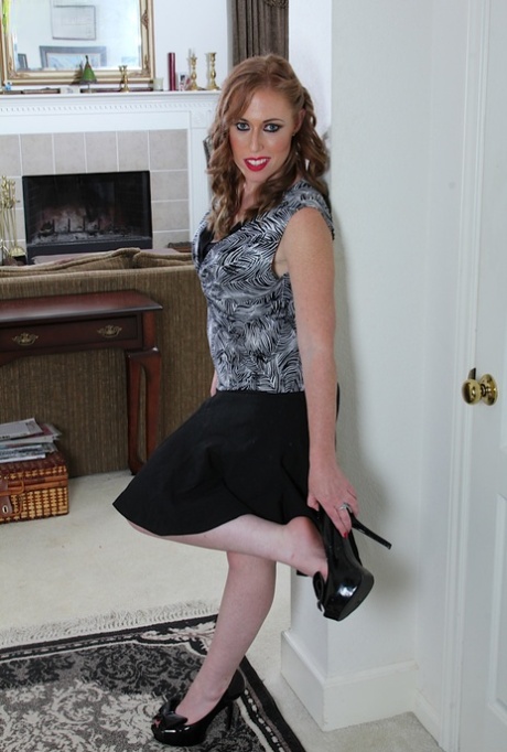 Jayme Lou sexy model gallery