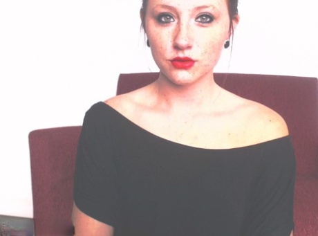 Freckles 18 erotic model img