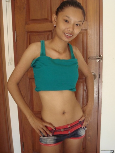 asian shorts hd pic
