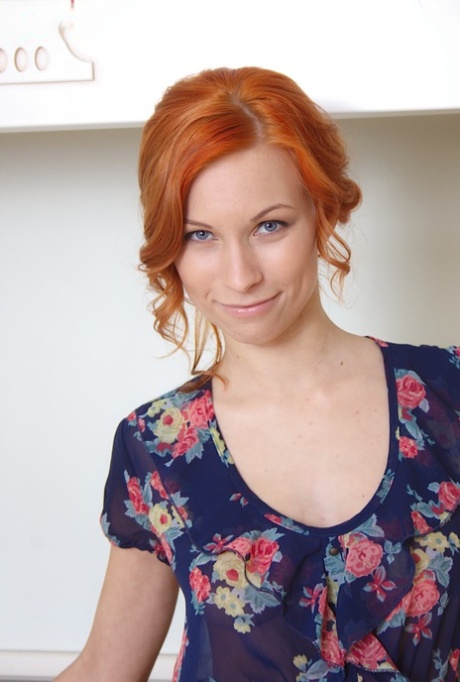 rødhåret babe nøgenbilleder gratis Foto