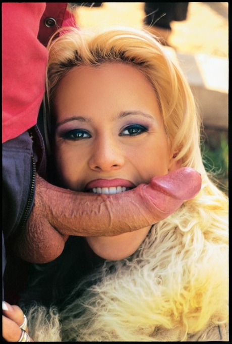 retro erotic image