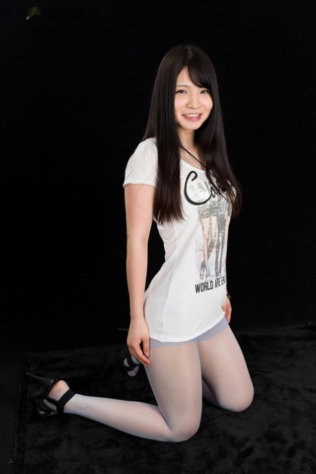 Shino Aoi nudes star img