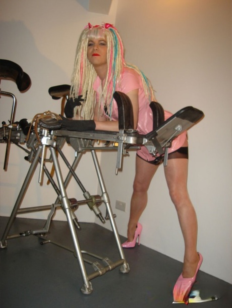transvestit erotisk kunst arkiv