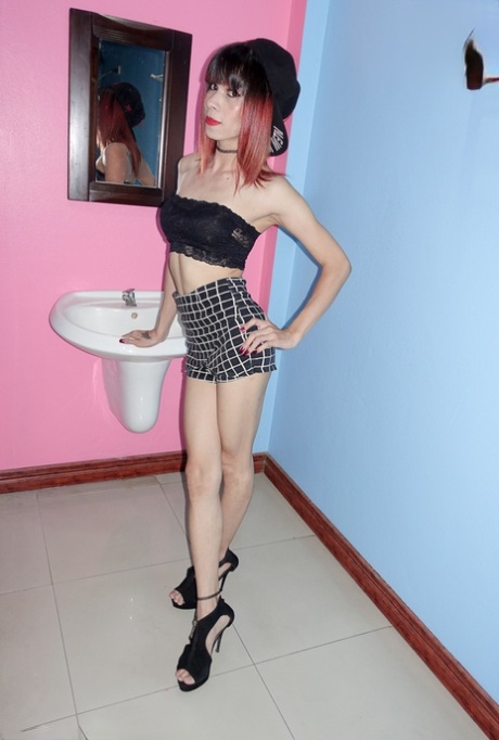 Ladyboy Belle adult model archive