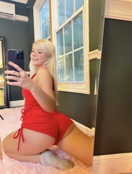 teen selfie sexy images