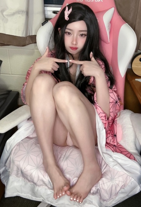 skinny asian teen beautiful porn photos