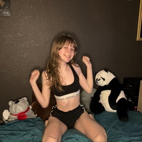 amateur petite nu sympa collection