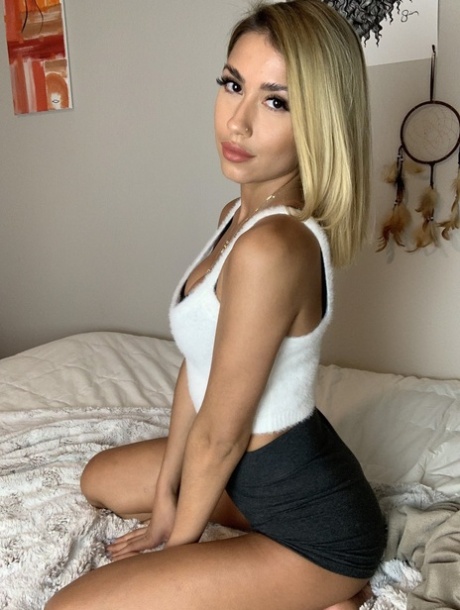 丰满的红发熟妇 美麗的裸體 畫廊