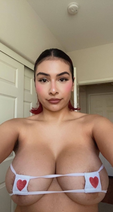 curvy babe sex picture