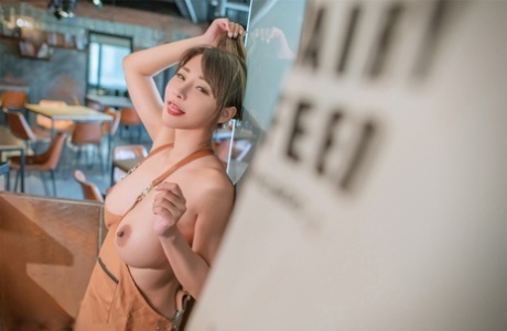 milf cosplay pretty pics