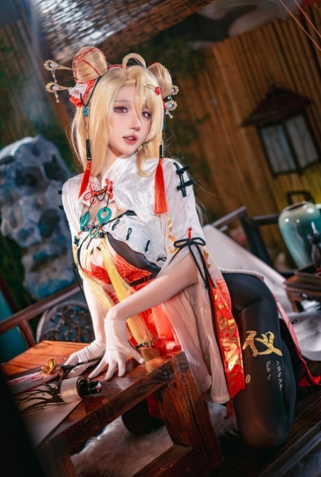 costume erotic photos