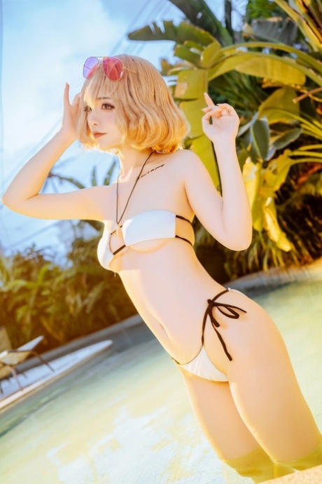 asiatische Dessous heiße nacktheit fotos