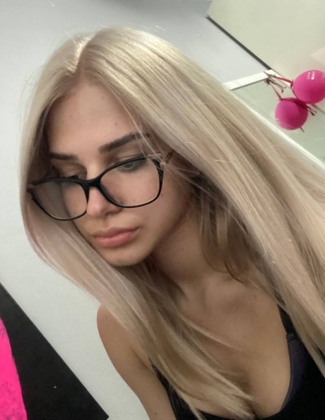 lunettes blondes sexy gratuit galeries