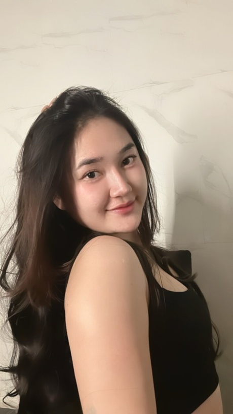 curvy asian hot nude pictures