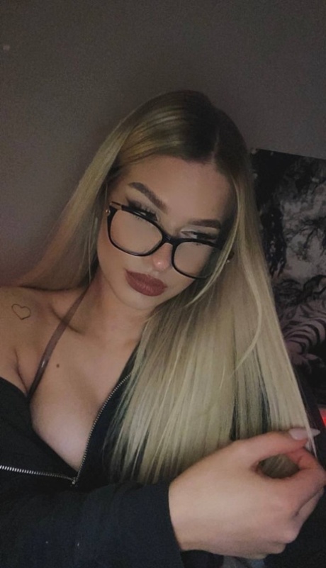 アマチュアティーンの自撮り 美しいxxx 写真