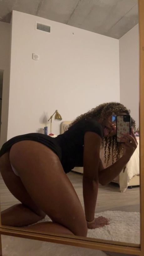 bent over selfie beautiful pictures