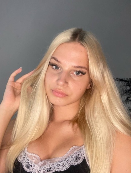 solo female free xxx pics