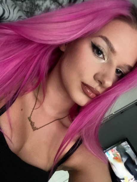 paffuto rasato xxx pornografico Immagine