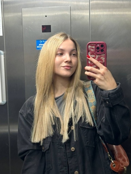 amatorskie selfie całkiem nago galerie