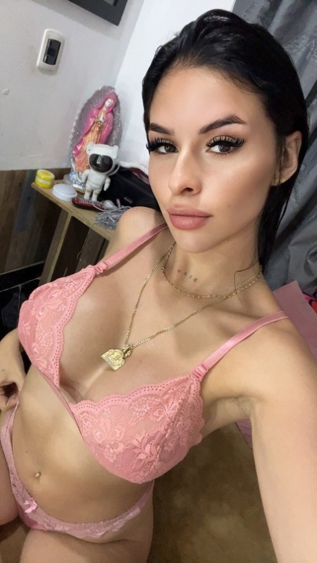 boobs selfie hot nude pictures
