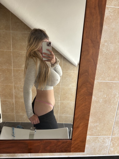 teen mirror beautiful nude photos
