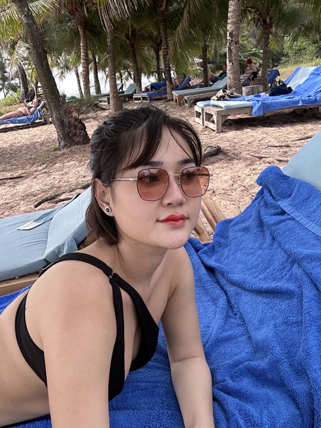 asiatisk bikini naken perfekt galleri