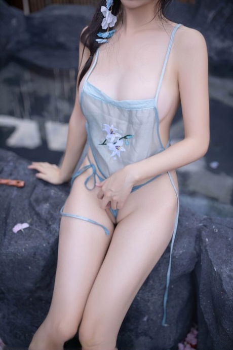 アジアンフェチ セックス 画像