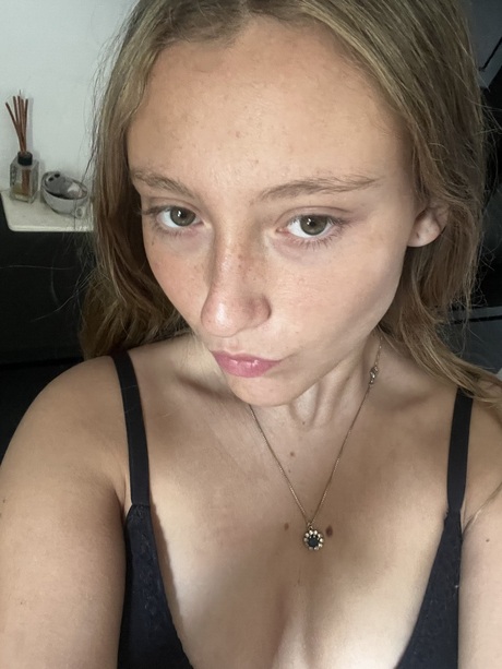 lesbické sezení na obličeji nahá zdarma fotografie