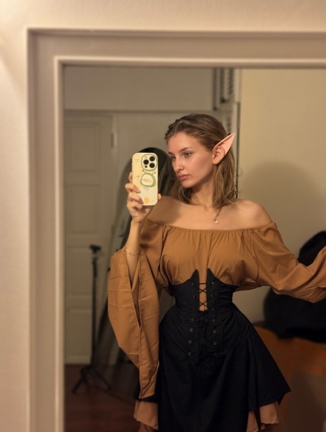 teen mirror free photos