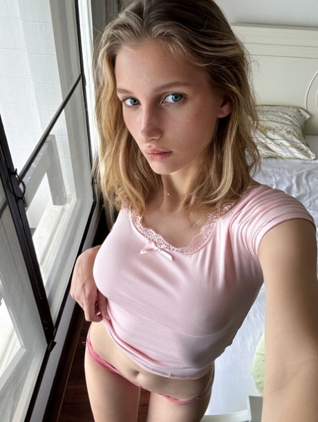 dokonalé tělo teenagera erotická pornografie fotky