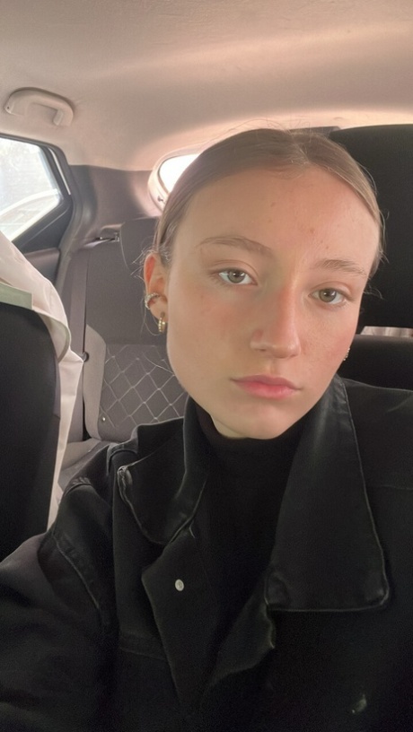 hubená modelka volný sex obrázky