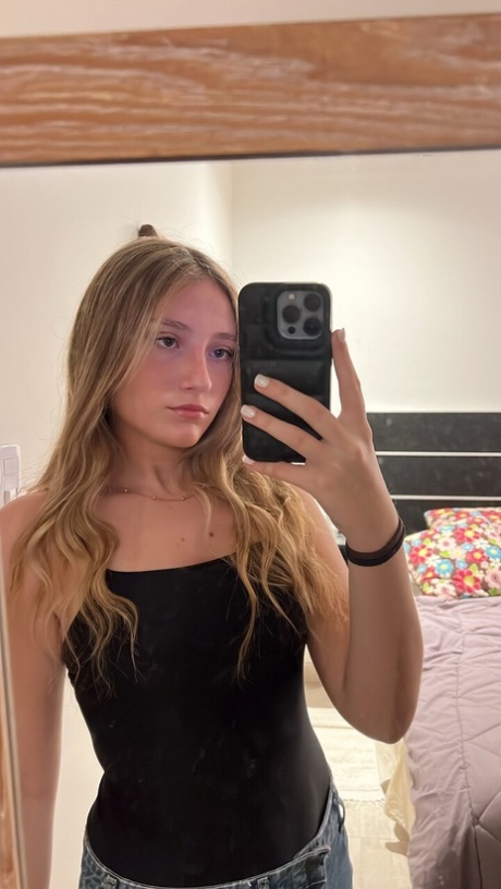 selfie adolescente amadora lindo imagens