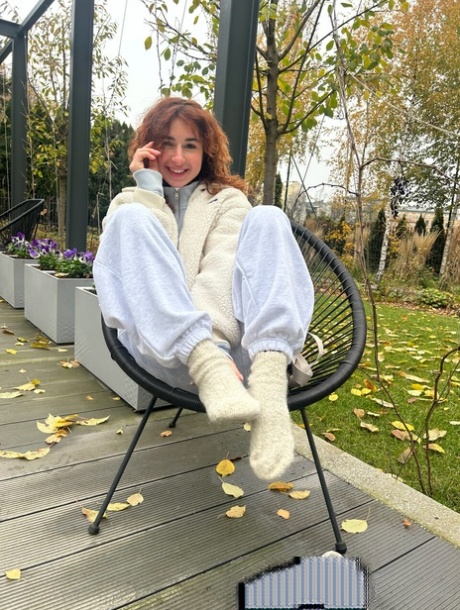 redhead feet best images