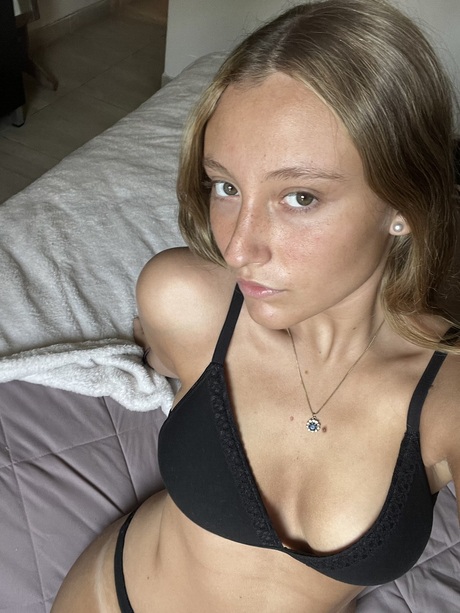 amateur lingerie free sexy image