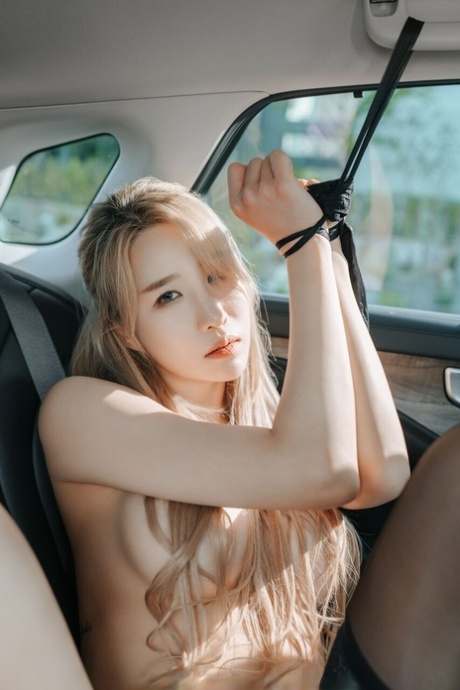 car beautiful nude archive
