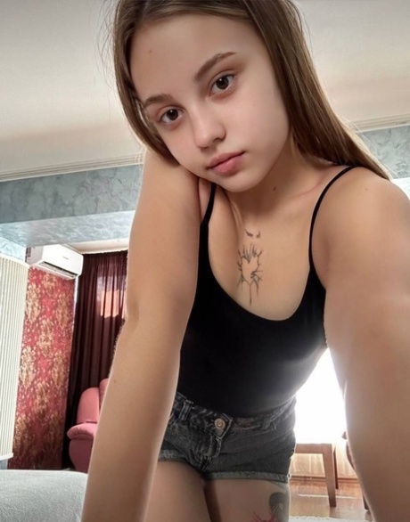 ukraine teen free naked photo